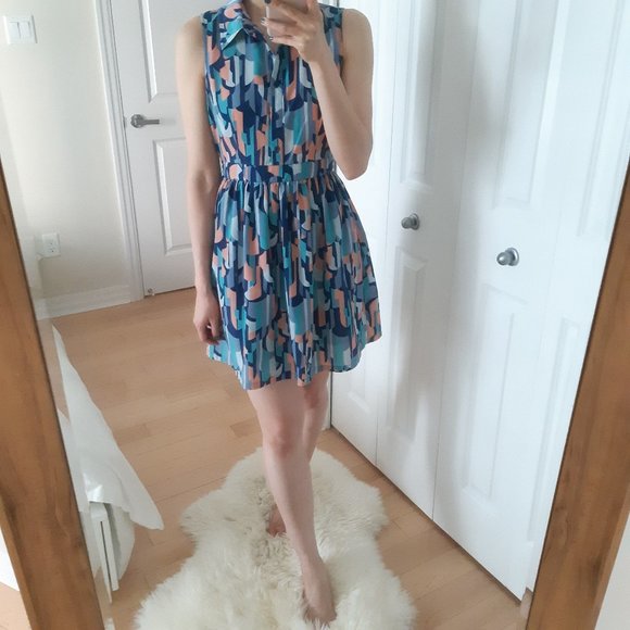 Collared high waist dress in abstract print S/P - Picture 11 of 11